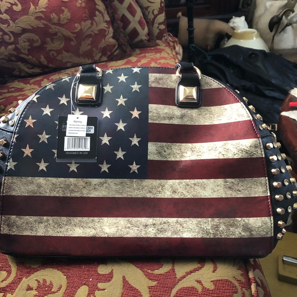 Purse, nwt